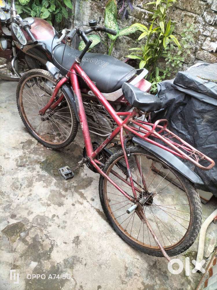 Well condition,atlas,7yrs,almost new tyre.