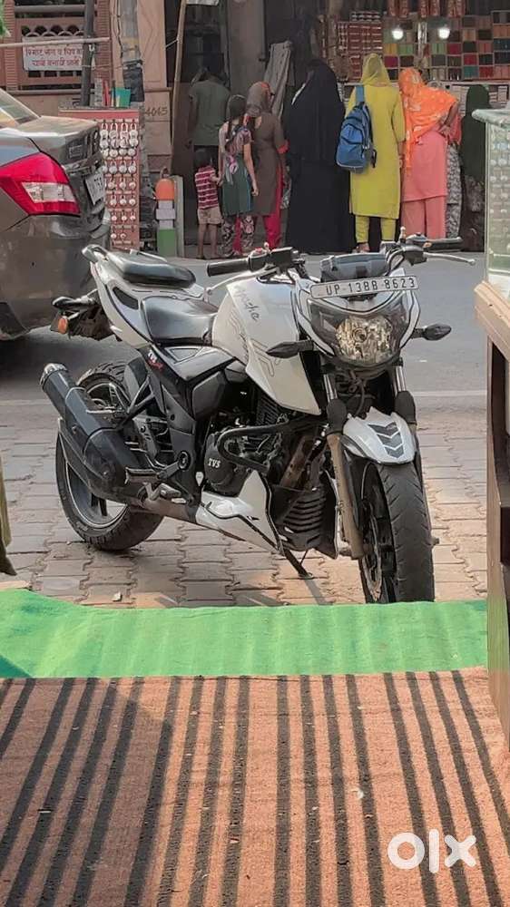 Apache rtr 200