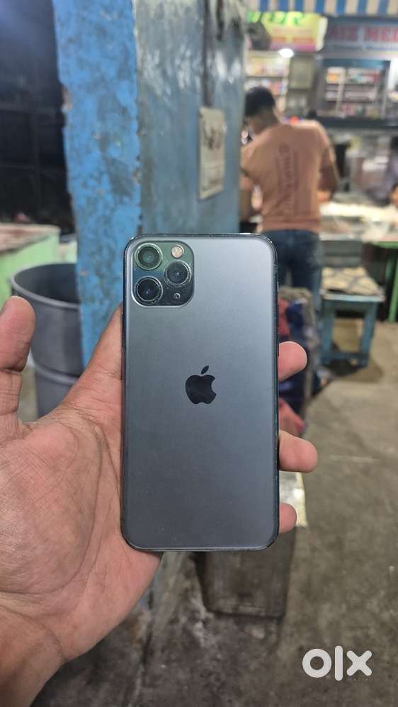 I phone 11 pro 64 gb
