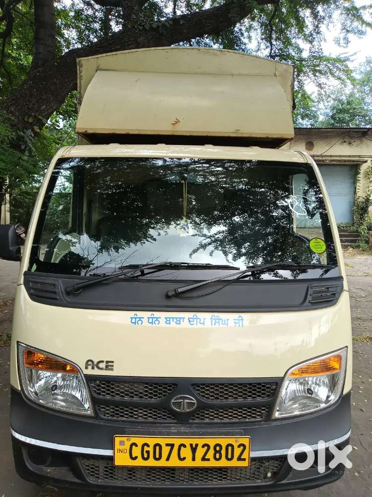 Urgent sale 6 month old tata ace
