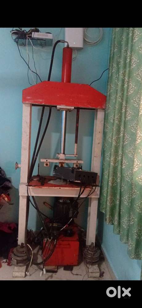 Paper plate Making Machine