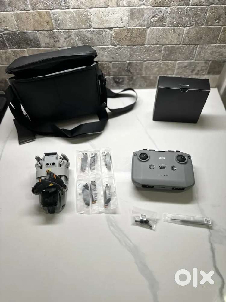 DJI Mini 2 Fly More Combo Brand New Bundle Travel bag