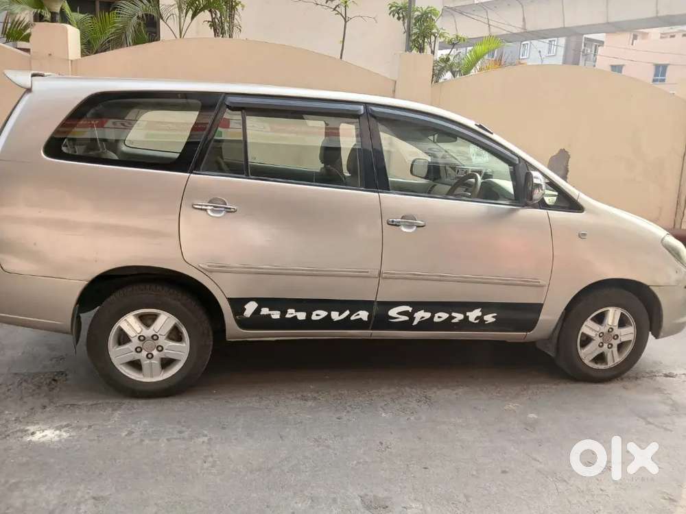 Toyota Innova 2006 Diesel 206000 Km Driven