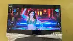 43 inch smart android frameless led tv with 600 channel free
