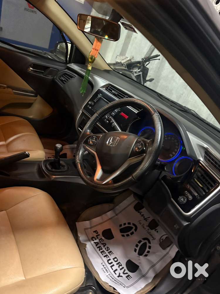 Honda City ZX 2014 Diesel 170000 Km Driven