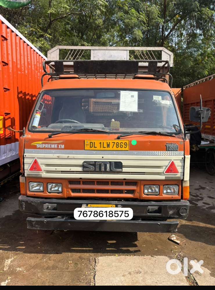 Swaraj mazda 2016 model 17 feet in DELHI