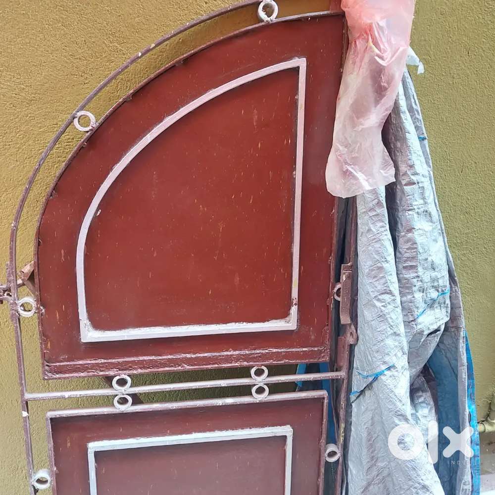 IRON GATE( BARRACKPORE-BARASAT ROAD)