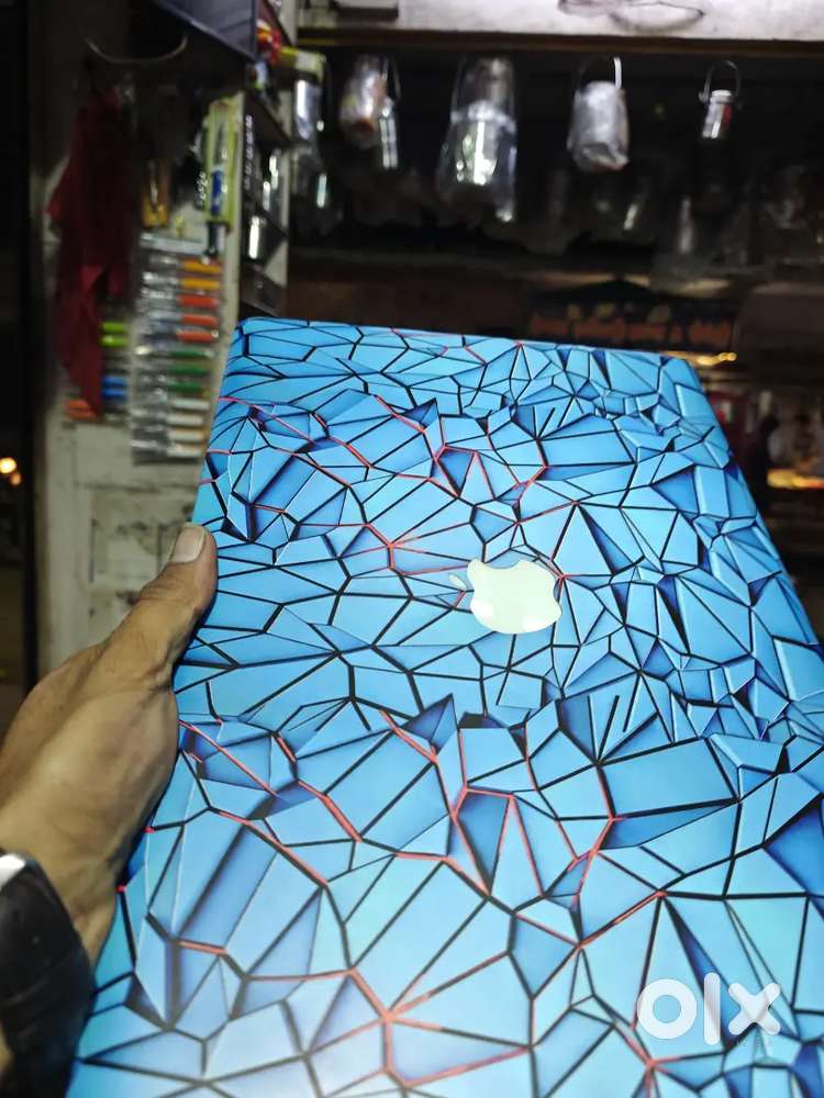 Apple macbook pro 2010 15.6 inch size