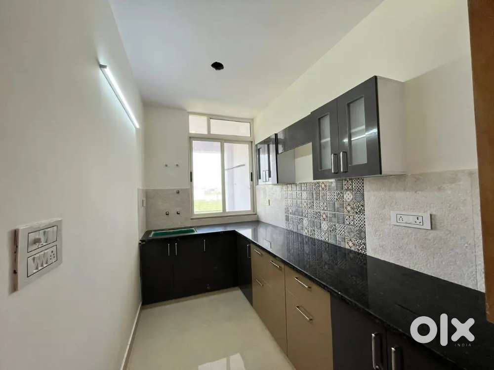 NEAR HOTEL THEME, 2BHK FURNISHED FLAT FOR FAMILY ND WORKING BACHELOR