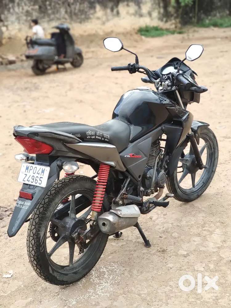 HONDA CB TWISTER (2011) MODEL