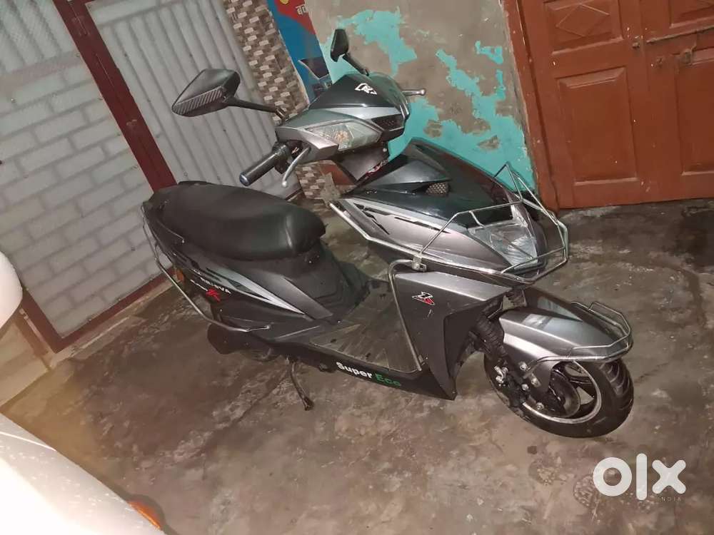 Electric scooty Excellent condition Non Rto