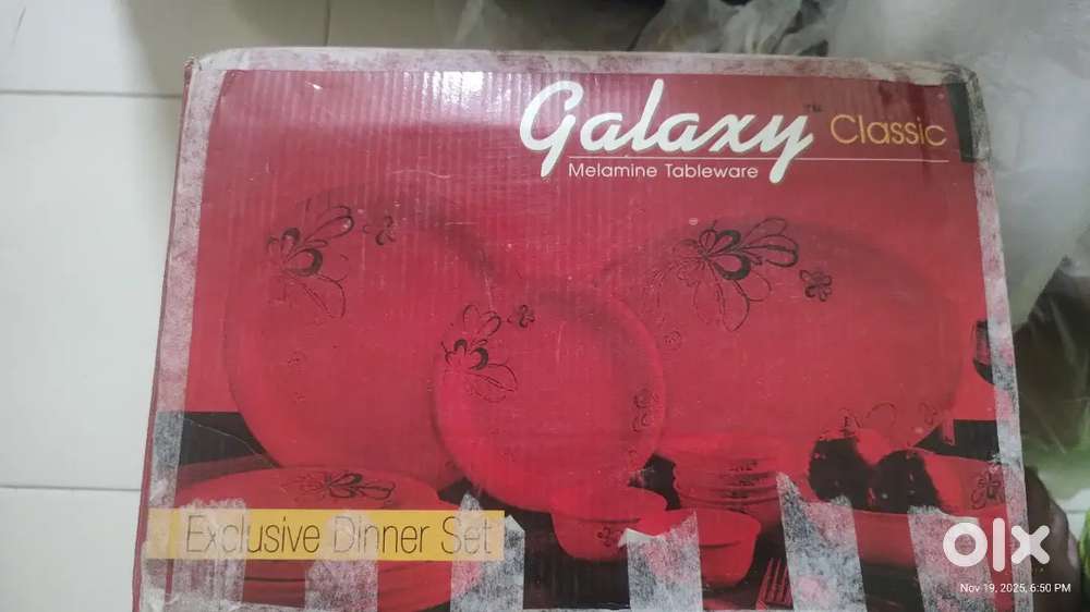 Melamine Classic 44 item dinner set