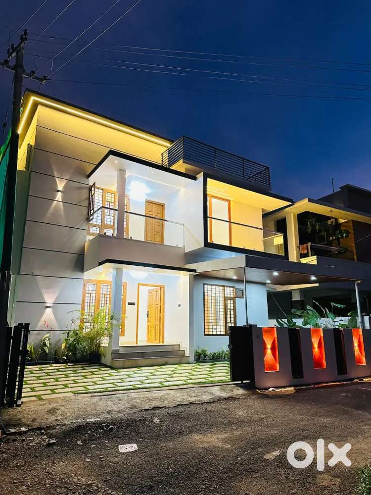 4.500cent 5bhk Thirumala magattukadavu Tvm