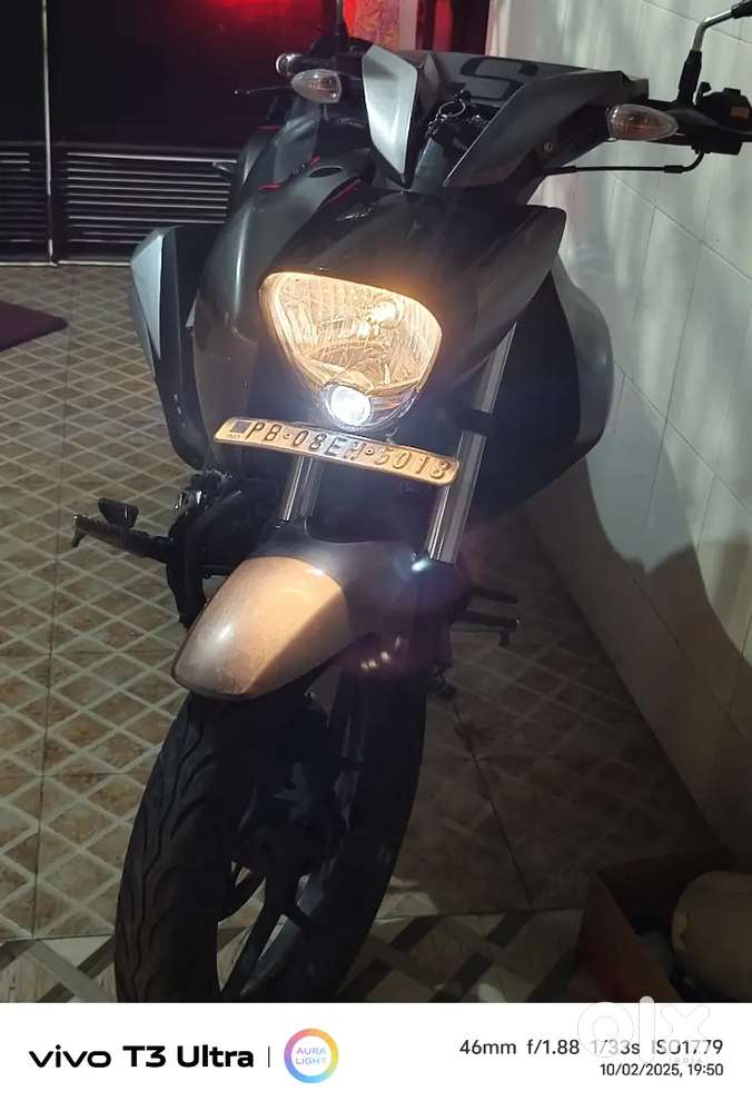Suzuki INTRUDER (first Owner) Showroom condition,40+ Average,New tyre