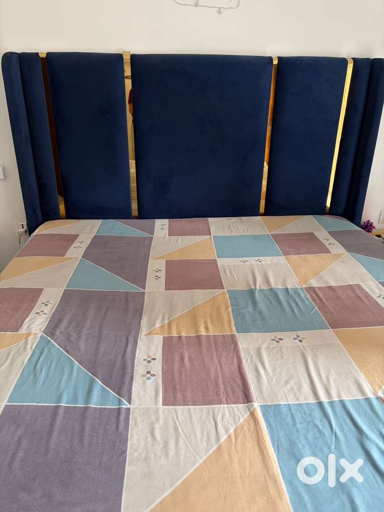 King size double bed