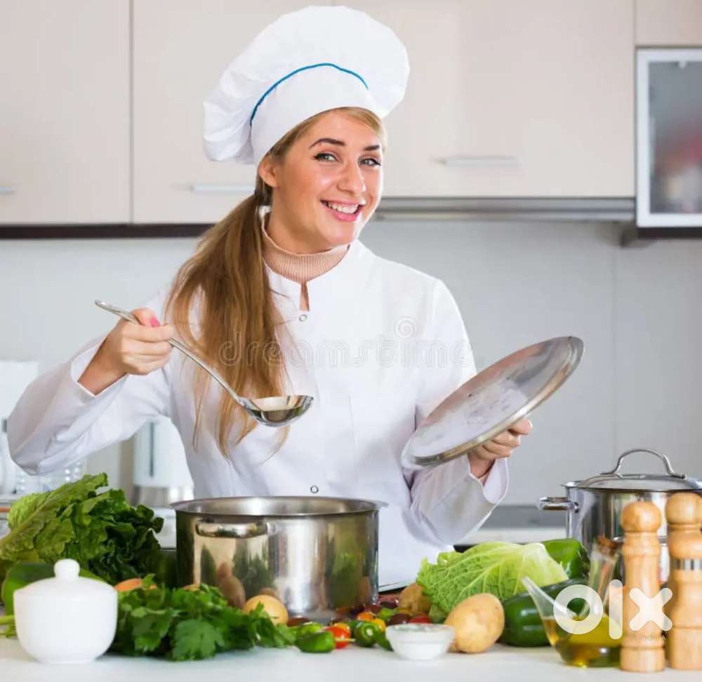 Female Cook Chahiye Girls Hostel K Liye