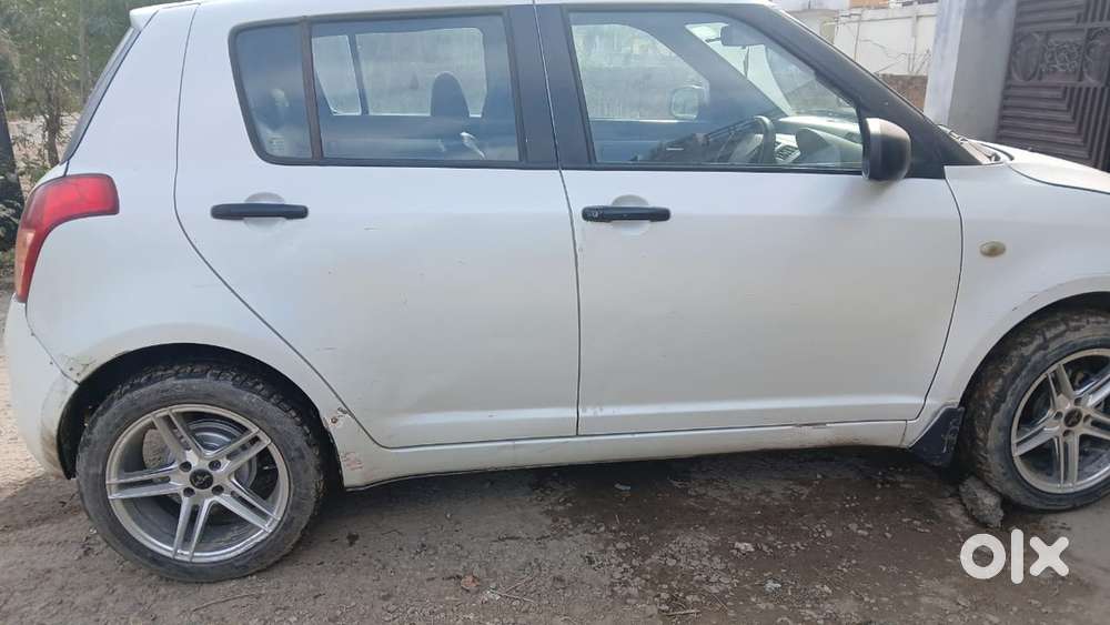 Maruti Suzuki Swift 2010 Petrol Good Condition