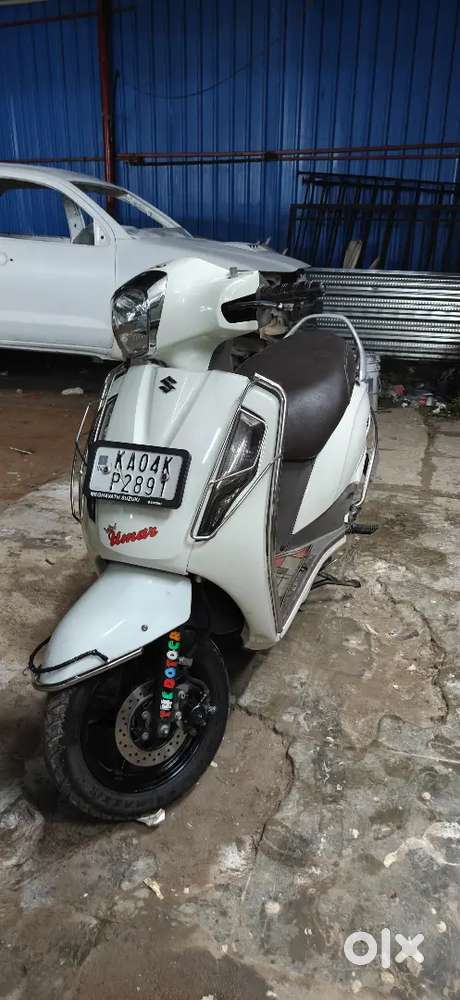 Suzuki access