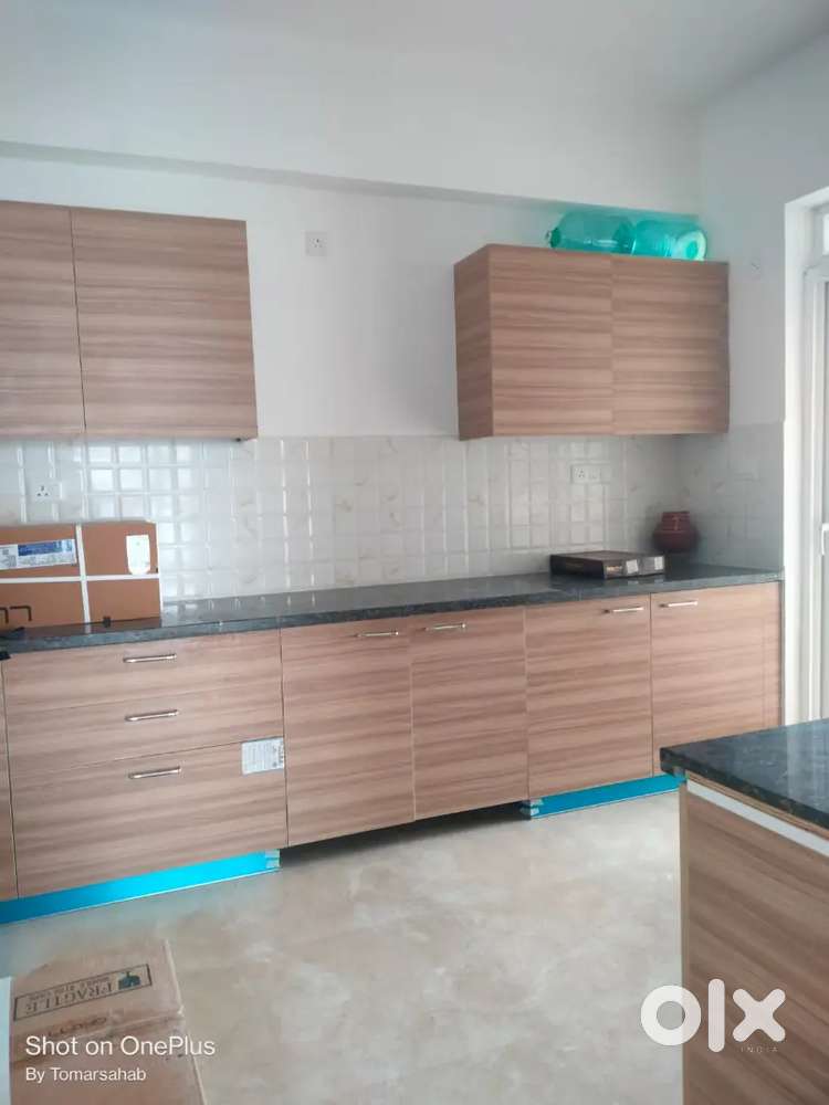 Luxury Society qith all the Clubhouse aminities.