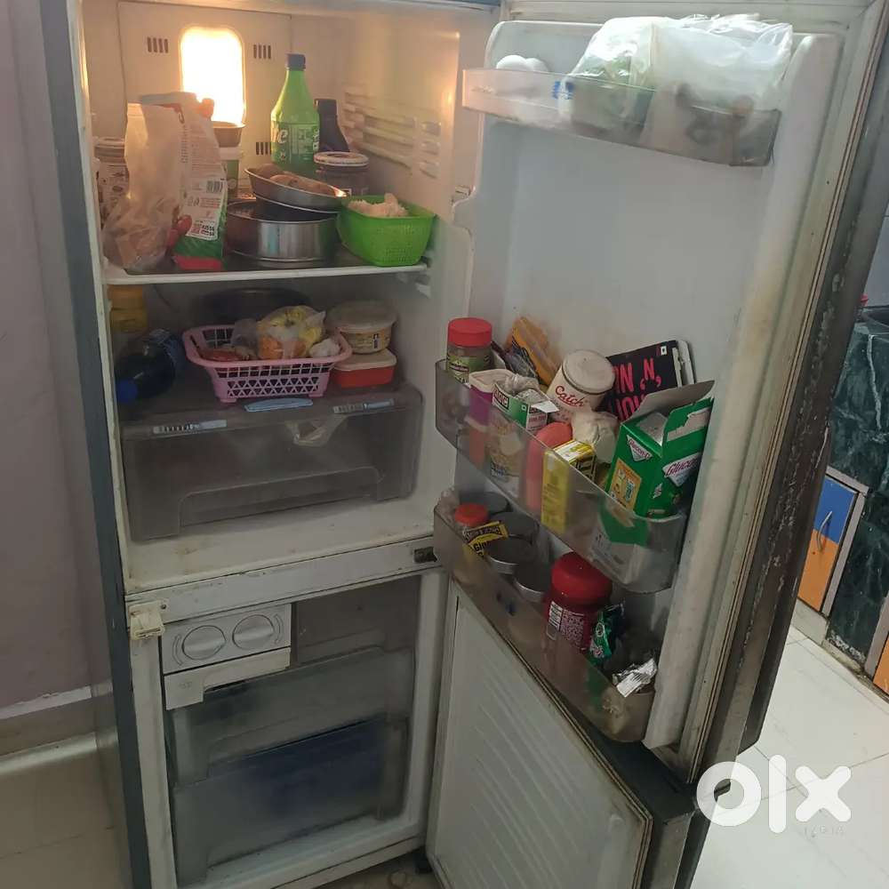 Hair refrigerator