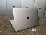 Apple Macbook Pro i7/16/512gb/5.5Gb Graphics  15inch Retina Touchbar