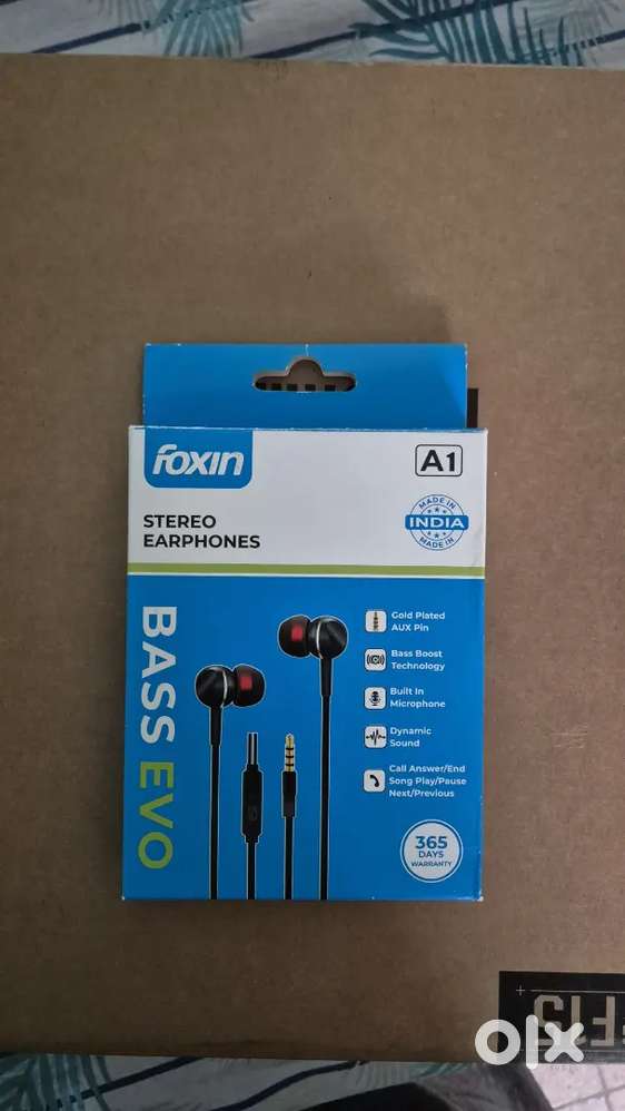Wired earphones