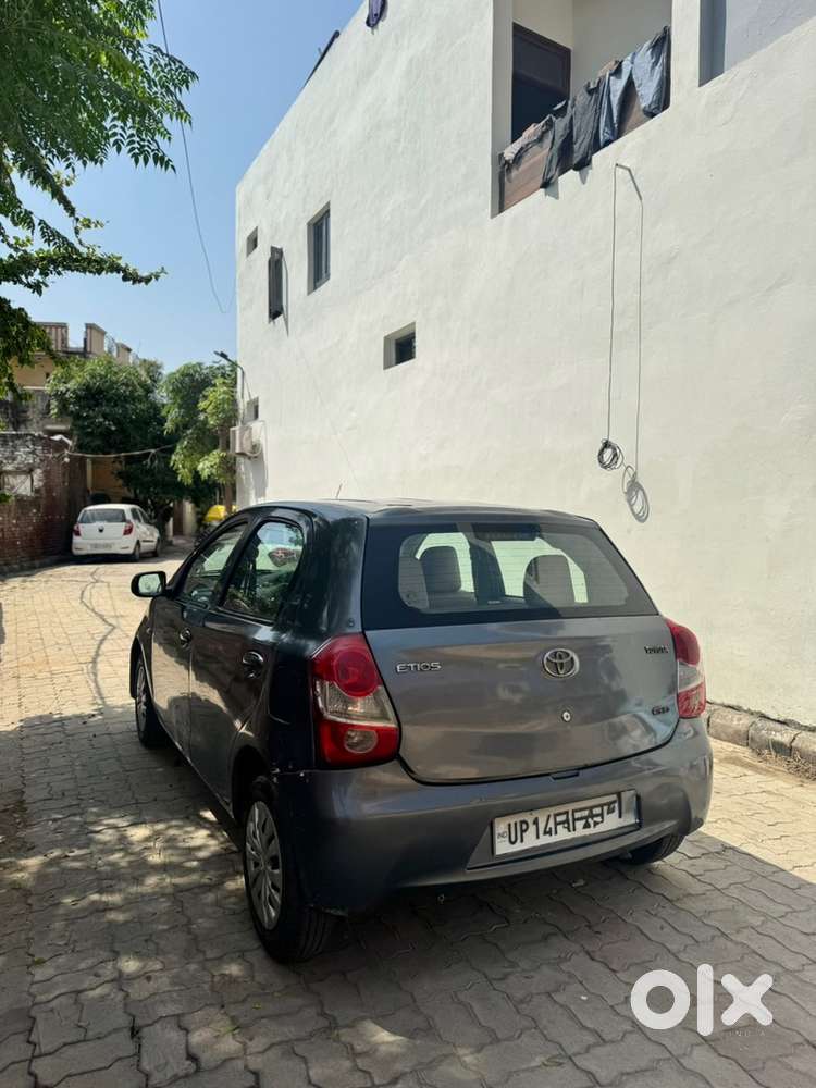 Toyota Etios Liva CNG & Hybrids 52000 Km Driven