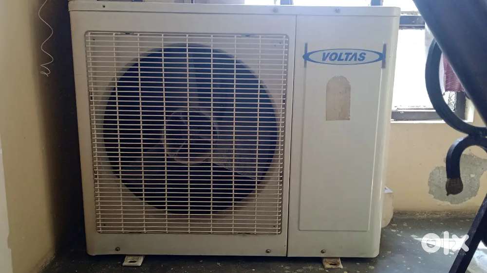 Voltas Split AC 2 Ton (Working Conditions)