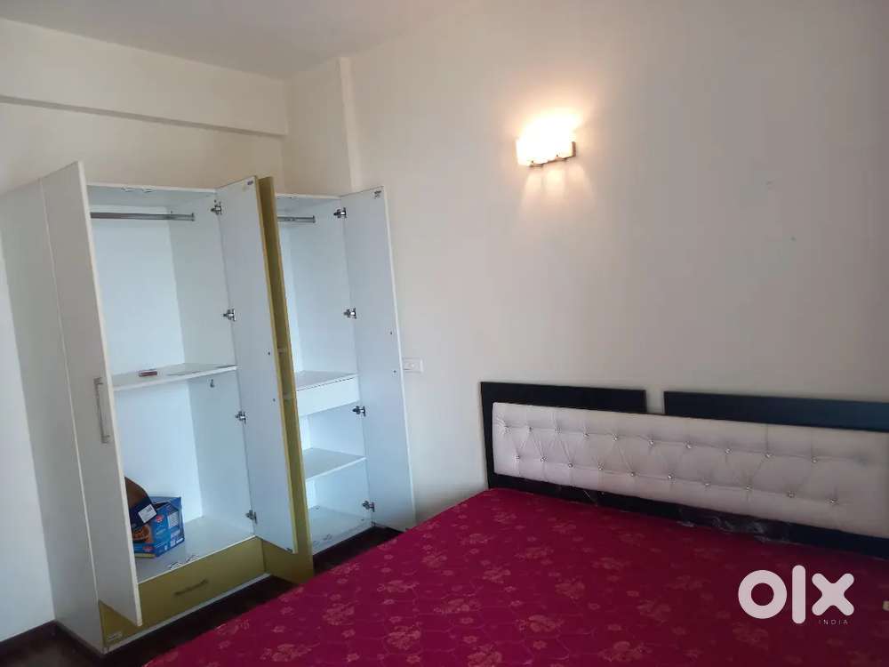 **OMAXE APARTMENTS **2BHK {*FURNISHED}