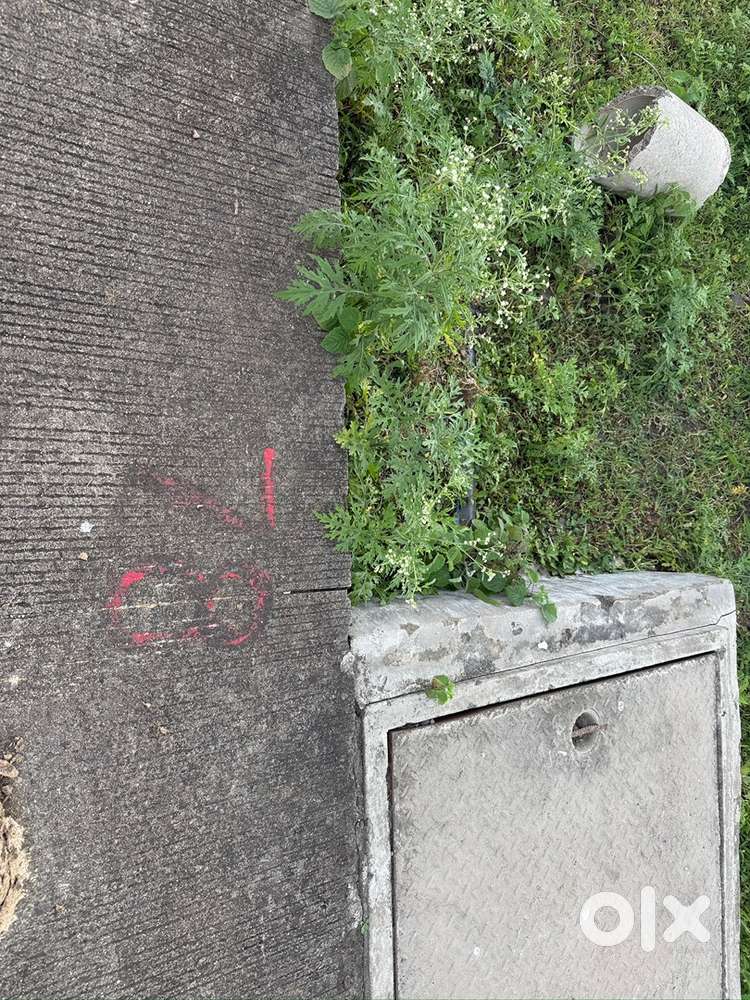East facing 750 sqft plot for sell