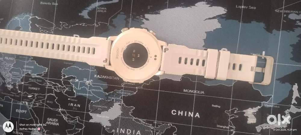Watch Noise Fit Force' Sporty Rugged