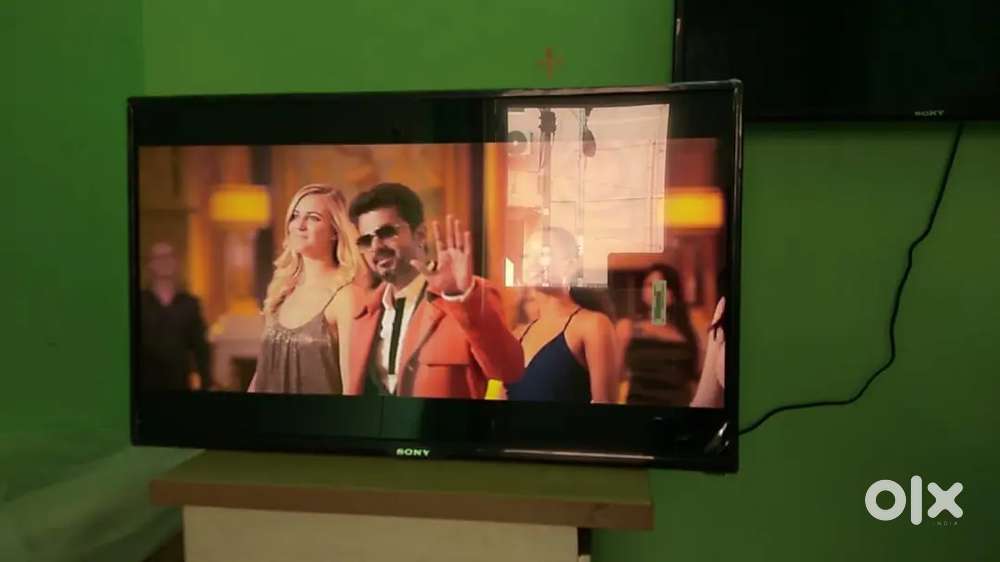 43 SMART ANDROID LED TV JUST 12300 ONLY BOOKING NOW IMMEDIATELY