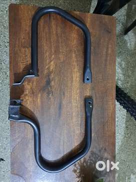 XPulse 200 4V stock Crash Guard