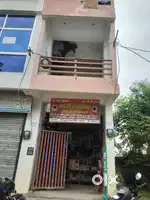 Shop available for Rent