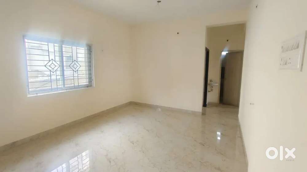 Ground floor 2 BHK flat at Kundrathur #