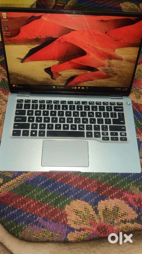 Dell 7400 2 in 1 Touch Screen