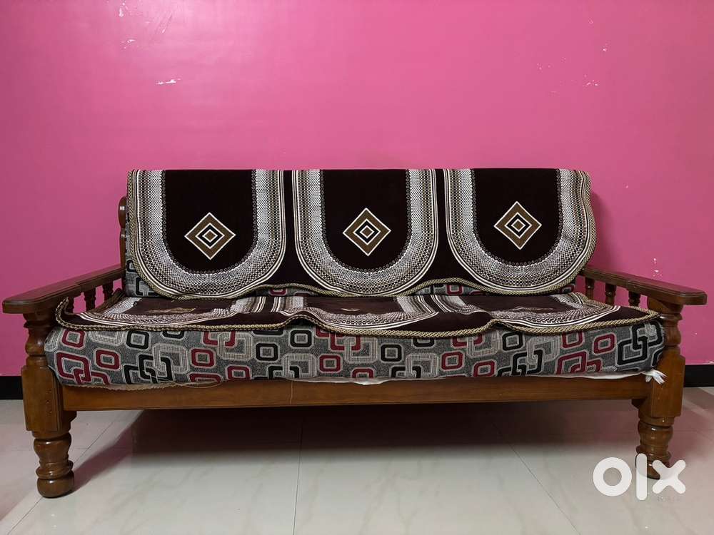 Original sag wood sofa