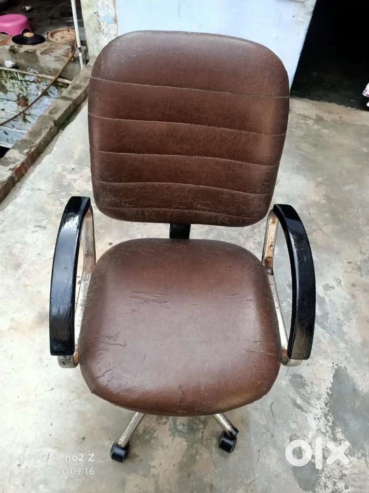 Office chair sale 1200₹
