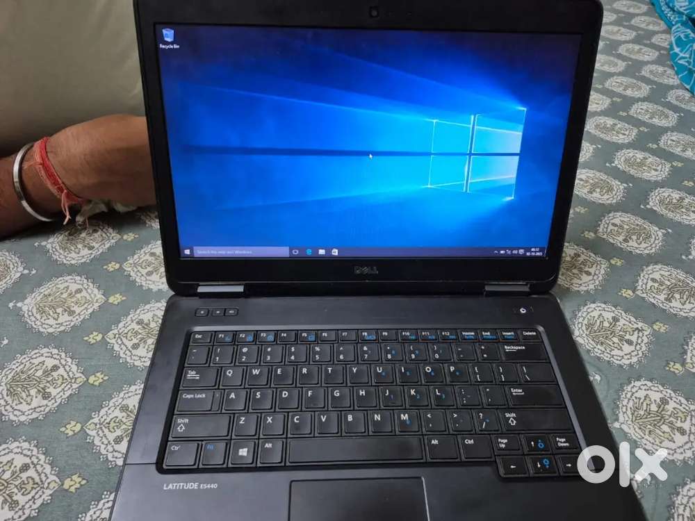 Dell laptop i5 4 gen