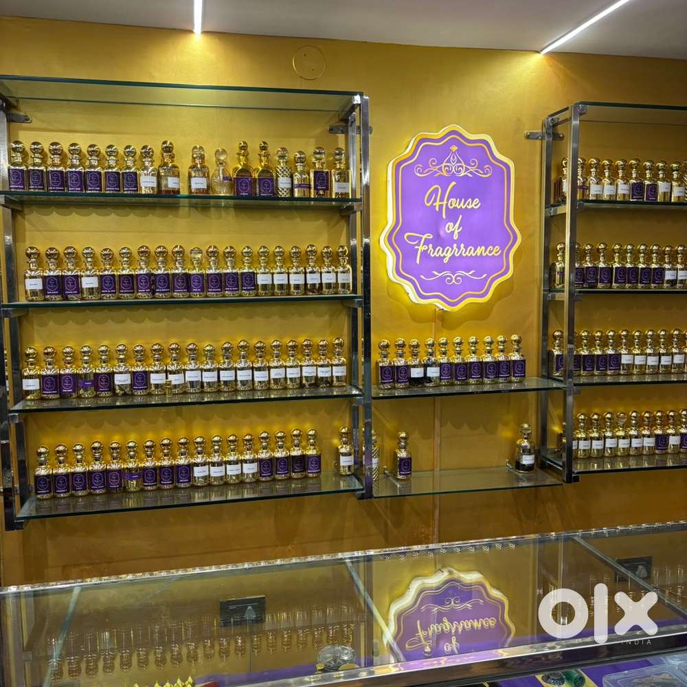 Perfume & Chocolate store salesman