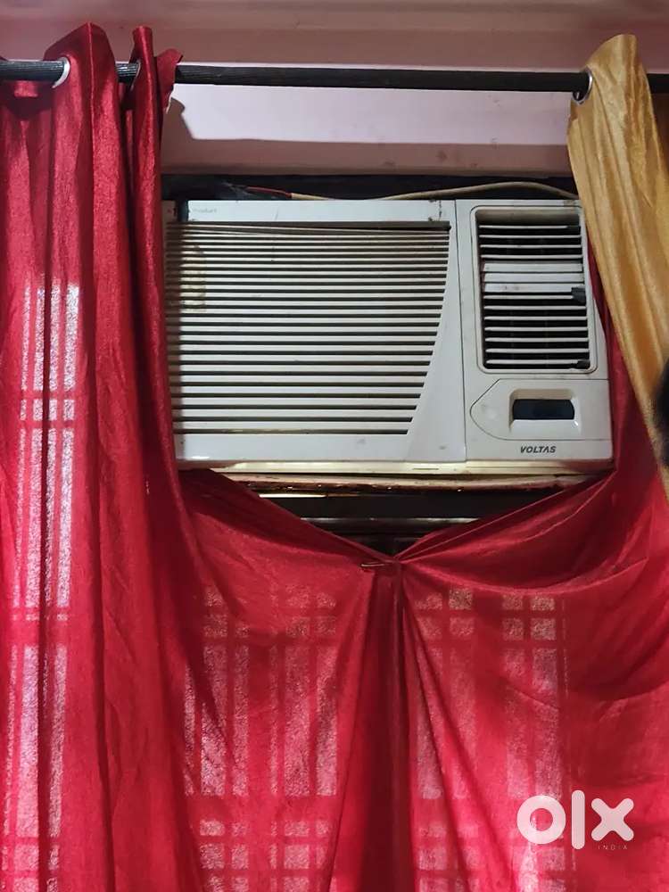 5 year used AC in good and working condition