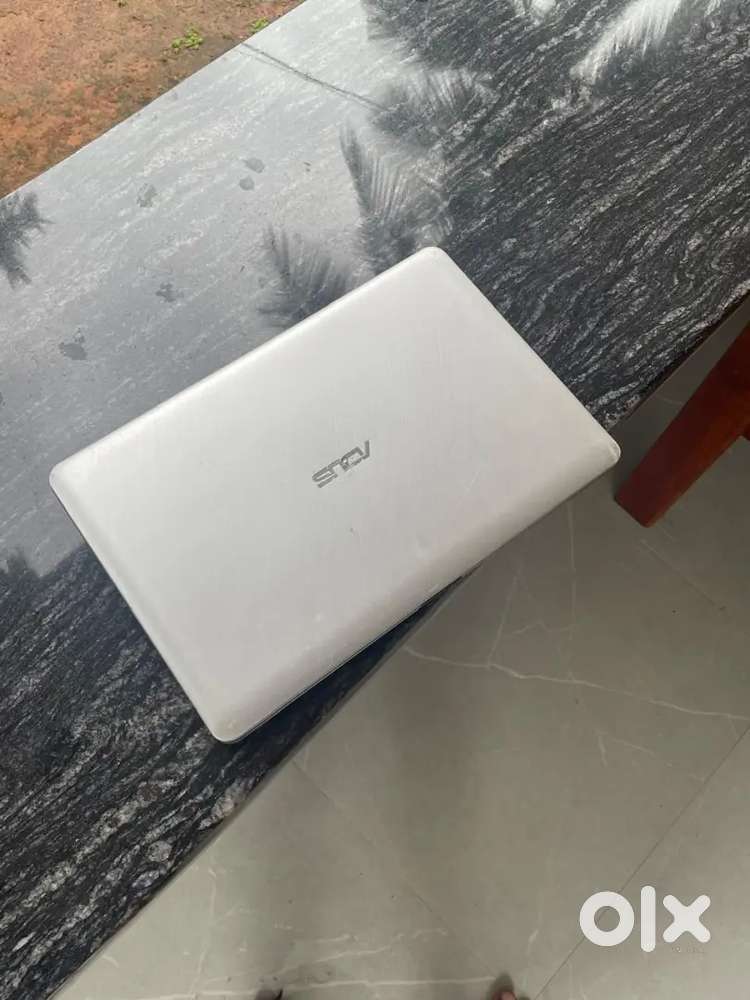 Asus Laptop