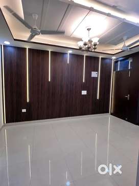 Ready to move 3 BHK builder floor in sector 105 Gurgaon