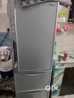 Hitachi fridge