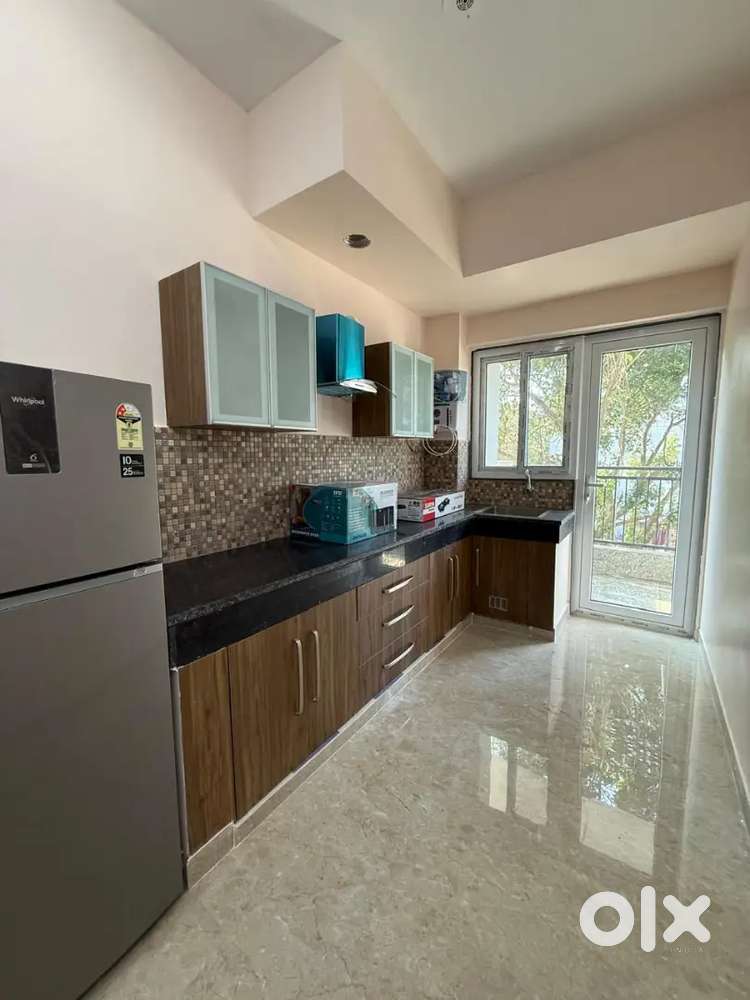 One bhk fully furnished near sector 43