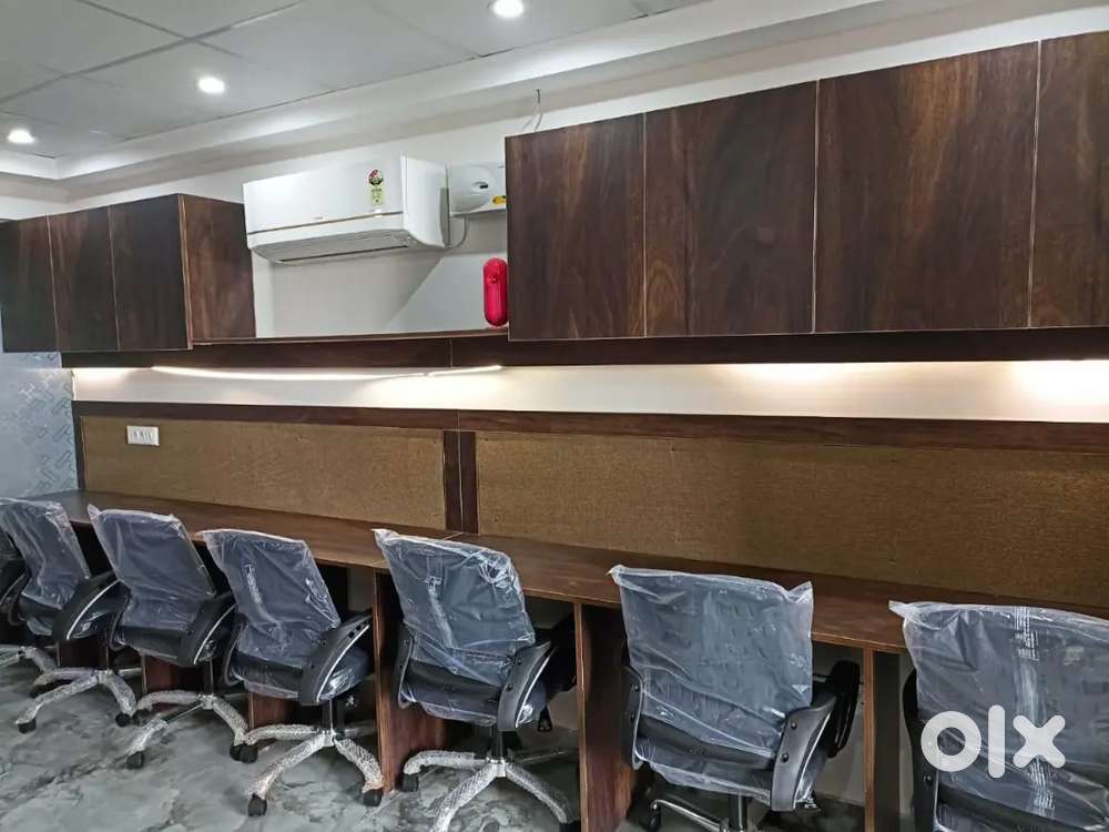 10+ Sitting Fully Furnished Office
