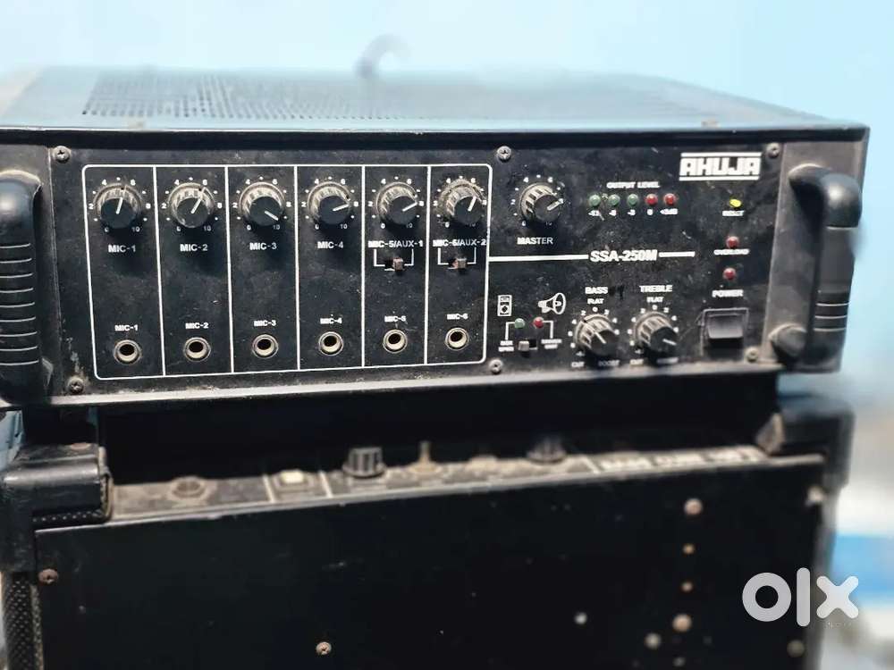 Ahuja SSA 250 Volts Amplifier / 15inch speaker
