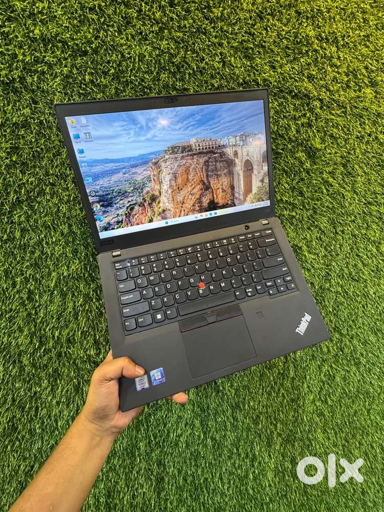 Lenovo Thinkpad T480s (Tocuhscreen) i7-8th Processor slim laptop