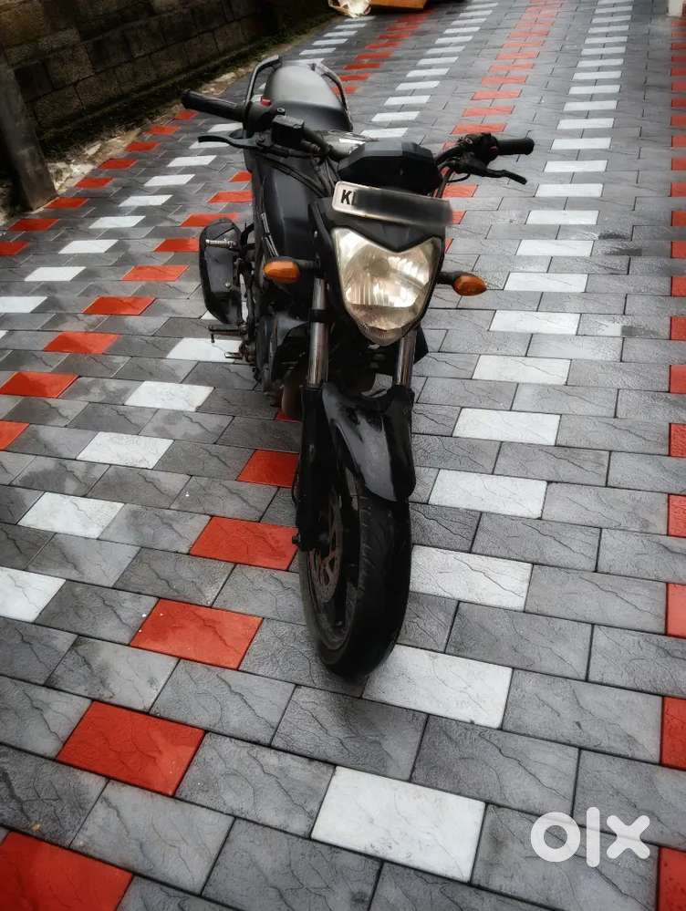 Yamaha FZ 2013 Model for sale