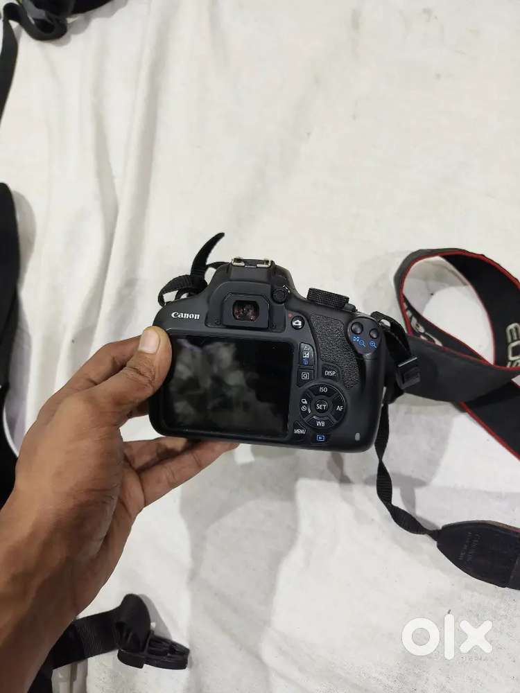 CANON CAMERA BEST CONDITION WITH 18/55 LENS